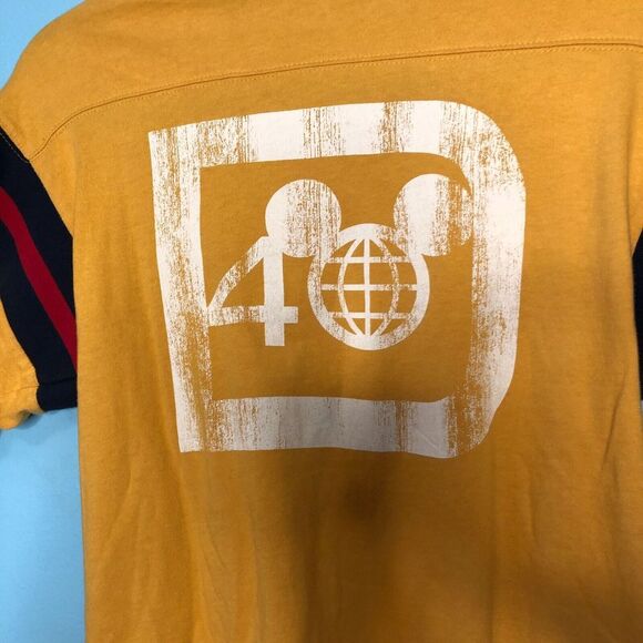 Disney T Shirt Men Small Yellow Mickey Mouse Disney World 40th Anniversary Retro - Picture 8 of 8